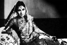 Meena Kumari Death Anniversary