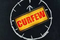 curfew imposed in many parts of capital colombo
