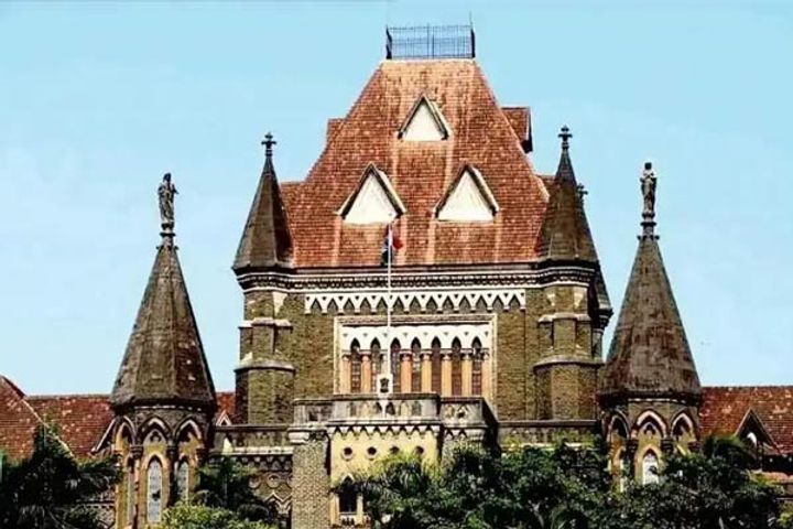 Bombay High Court grants bail to 10 people in Palghar lynching case