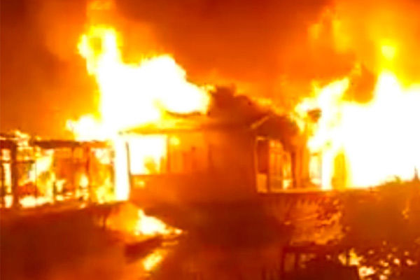 fire breaks out on nigeen lake in jammu and kashmir