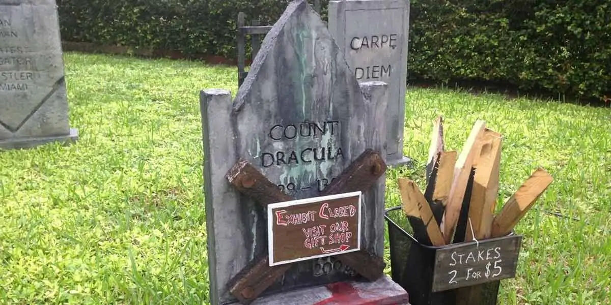 dracula, undead, novel, fiction, literature, stoker, gothic