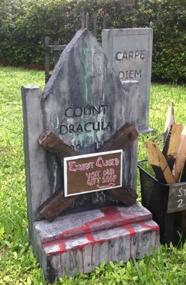 dracula, undead, novel, fiction, literature, stoker, gothic