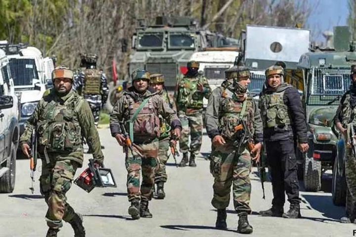 One terrorist was killed by security forces in Awantipora, encounter continues