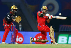 Shikhar Dhawan became the fourth batsman to hit 1000 fours in T20 cricket