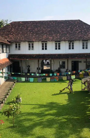 kochi, india, beauty, lakes, backwaters, beaches, ancientmuseum, lushgreenry, nicolasconti, travelog