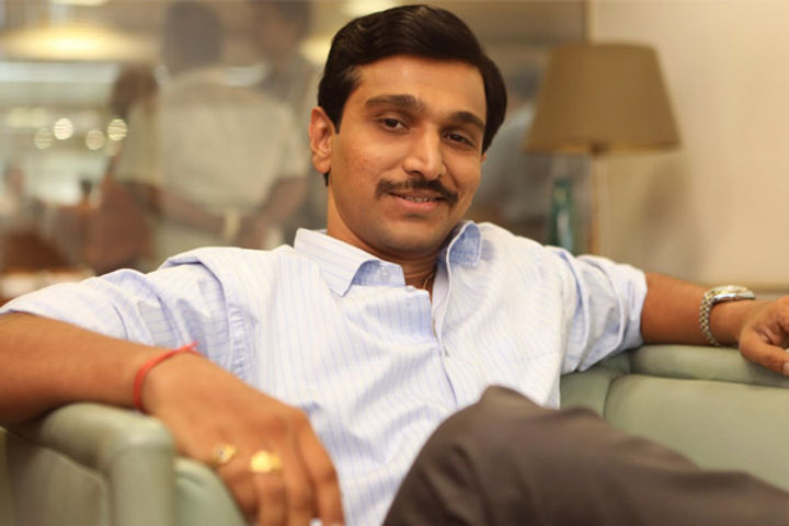 Mumbai Police misbehaved with Prateek Gandhi 