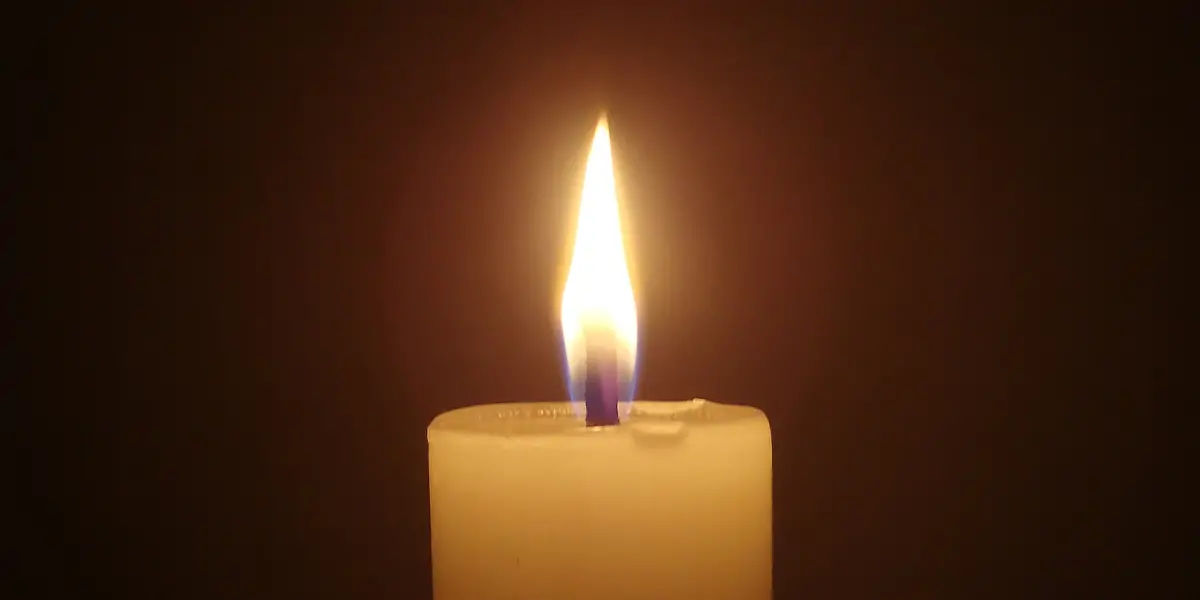 candle, diamond, wuzongzhou, chemistry, professor, university, nanoparticles
