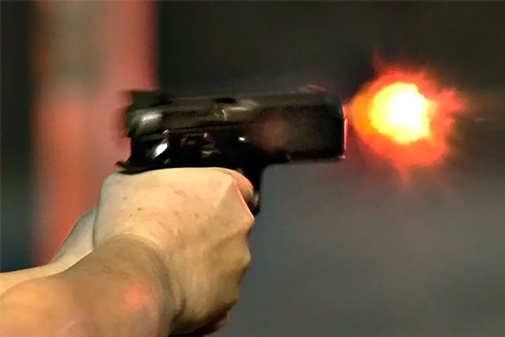 During firing in Chitrakoot four people were shot two people died During firing in Chitrakoot four people were shot two people died