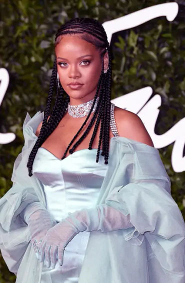 met gala, met gala facts, facts about met gala, met gala dresses, met gala designers, 