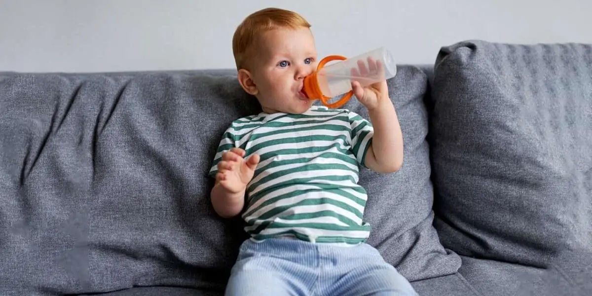 newborn baby water