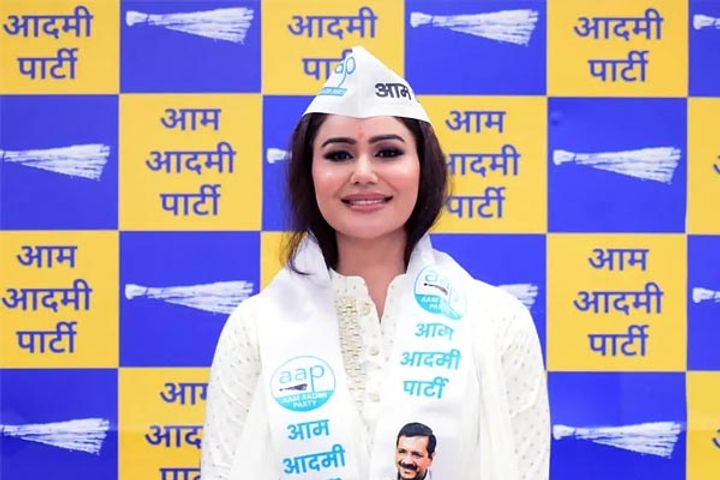 Actress Kangna Sharma Join AAP