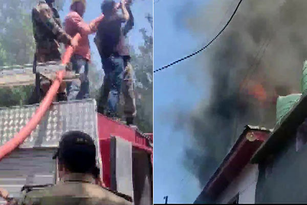 Fire in residential building in Kishtwar, 4 fire tenders present on the spot