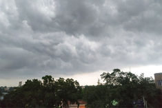 partial clouds will prevail in north india including delhi for the next 4 days there will be relief 