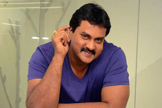 Telugu actor Sunil to make Bollywood debut 