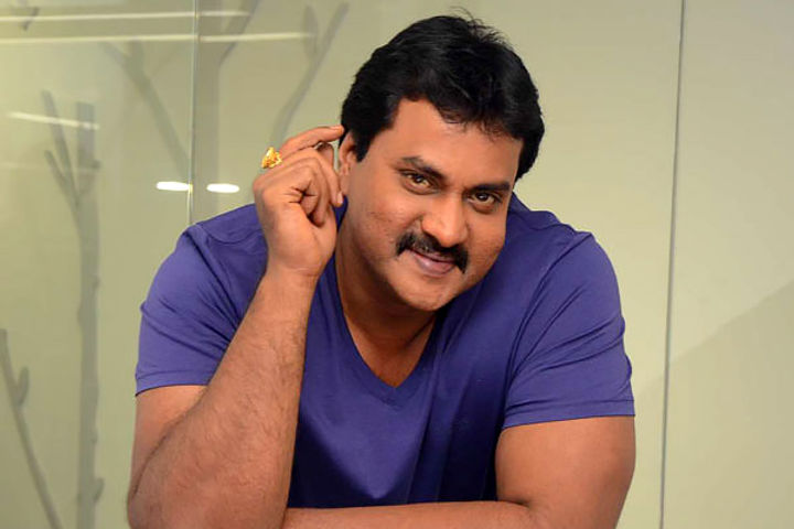 Telugu actor Sunil to make Bollywood debut Telugu actor Sunil to make Bollywood debut