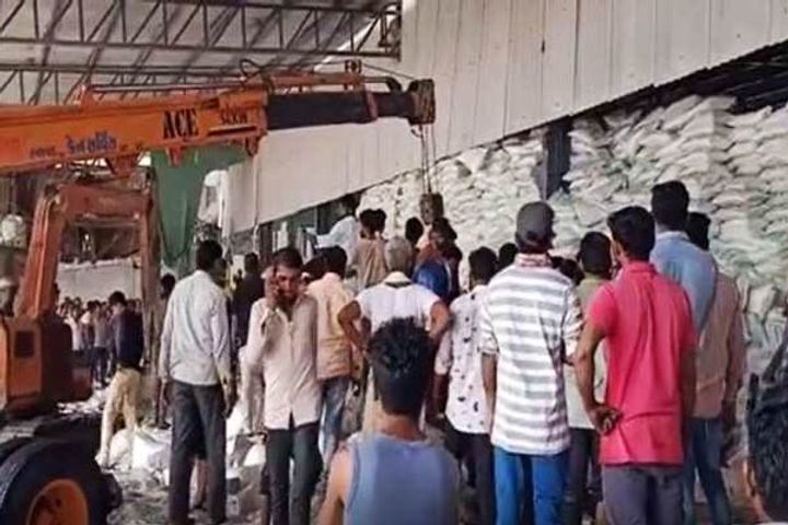 sagar salt factory wall collapsed 12 workers died