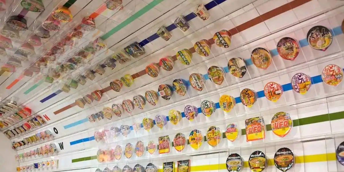 japan facts, facts about japan, janitors in japan, fun facts japan, otaku, japan fun facts , japanes