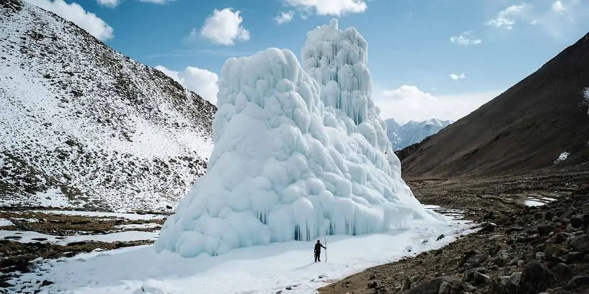 ladakh, fakeglaciers, glacier, chewing, norphel, civilengineer, brook