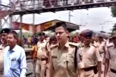 demonstration demanding stoppage of trains at barhiya station