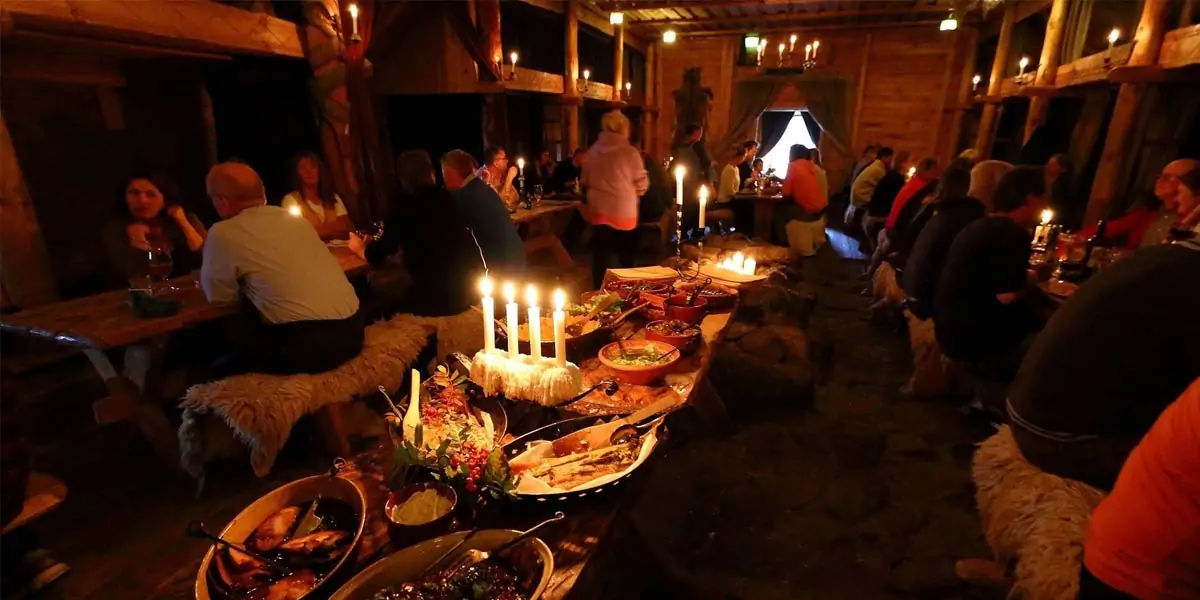 viking, oldnorse, oldenglishroots, scandinavia, pirates, raids, vikingwoman, sheildmaidens, femalewo