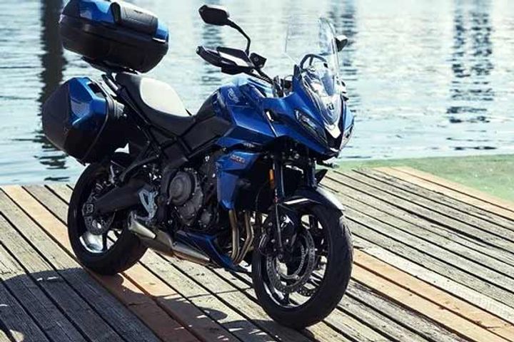 triumph motorcycles launches new bike in india triumph motorcycles launches new bike in india