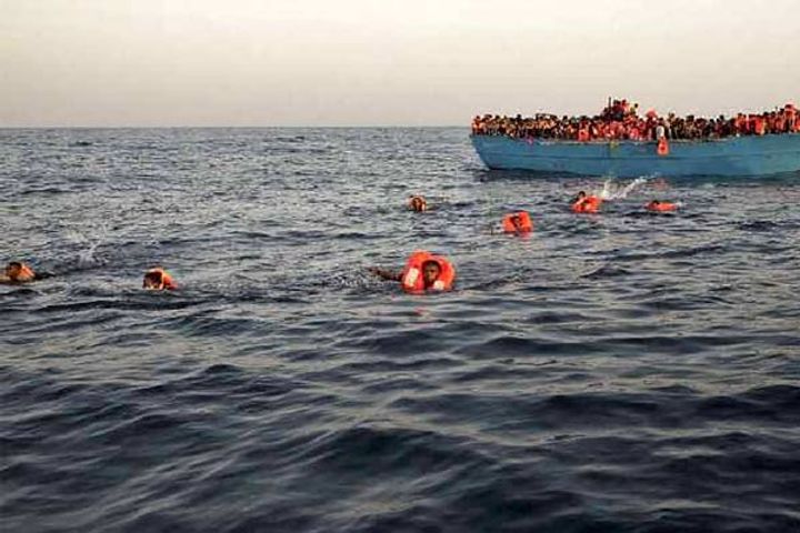 Boat of Rohingya going from Myanmar to other country capsizes 16 killed