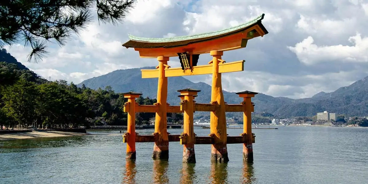 shinto, ancestors, tragicdeath, ancientgod, books, nature, weather, topography, shintoism, gods, Jap