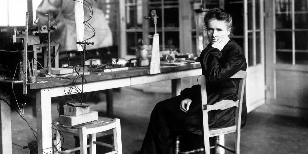 Marie Curie  psychic medium