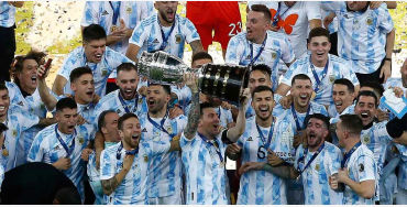 Messi  international title