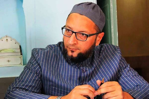 Case registered against Owaisi in inflammatory speech 