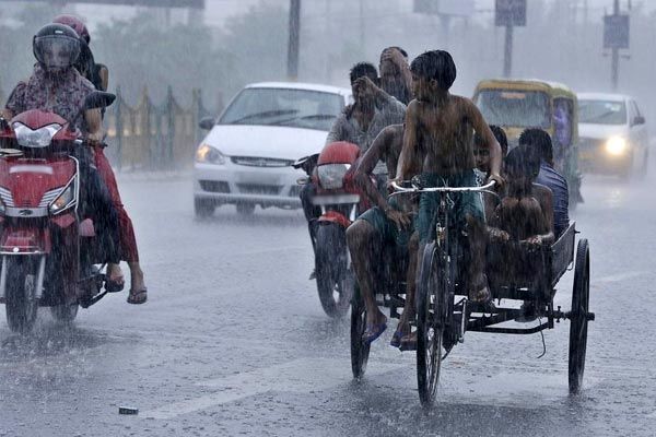 after the whole night of rain in mumbai the meteorological department announced the arrival of south