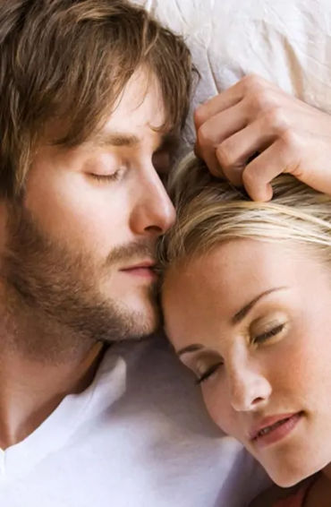 dreams, sleep, men, women, weapon, cloths, sexes, rejection, exclusion, physical activity, aggressiv