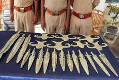 4 thousand years old weapons found during excavation in mainpuri