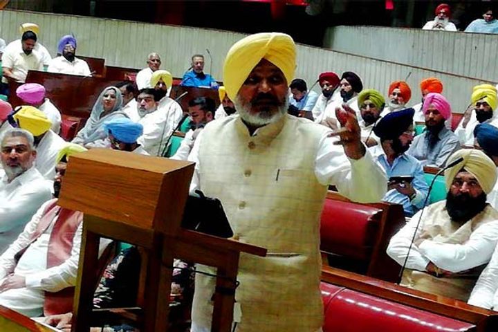 Budget of 1.55 lakh crore presented in Punjab, 14 percent more than last year Budget of 1.55 lakh crore presented in Punjab, 14 percent more than last year
