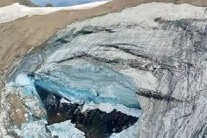 glacier collapse in italy kills 6 more than 12 missing