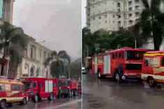 fire breaks out in mumbais shopping mall 12 fire tenders at the spot