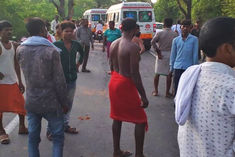 people died in a road accident in chitrakoot 