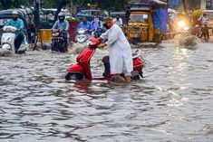 bhopal subdued by heavy rains water filled in lower settlements