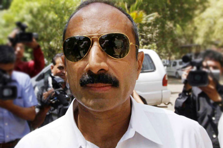 former ips officer sanjiv bhatt arrested