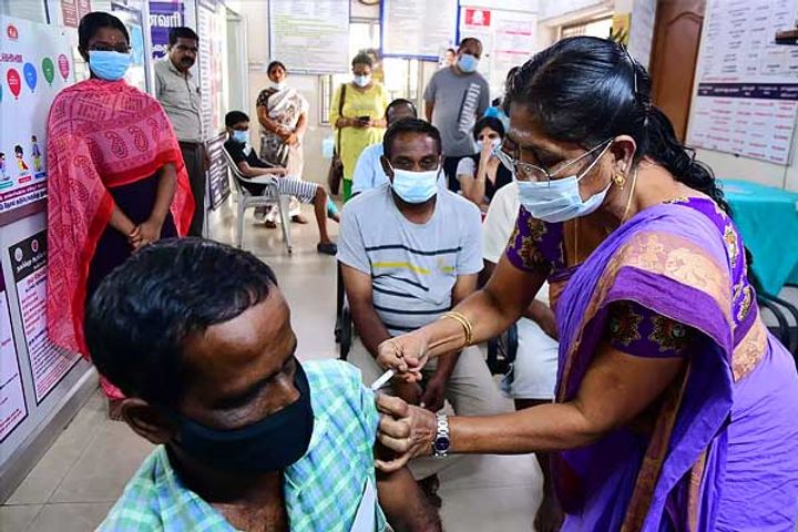 all people above 18 years in the country will get free booster dose of corona