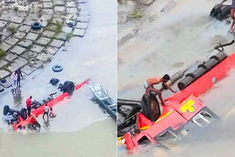 bus carrying 40 passengers fell into narmada river in dhar