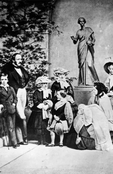 queen victoria, queen victoria family tree, who succeeded queen victoria, where is queen victoria bu