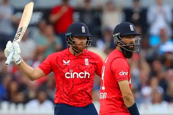 England beat South Africa in the first T20 Moeen Ali made a record