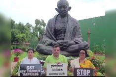 Suspended MPs continue to protest, suspended MPs seen upset due to mosquito bites amid rest