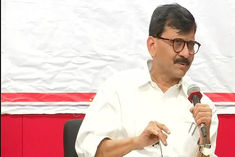 sanjay raut arrested ed action after 16 hours of interrogation