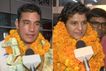 Indian wrestlers returned home warmly welcomed at Delhi airport