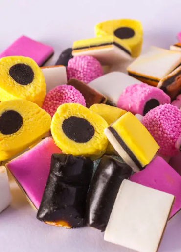 Netherland, home birth, birth, child, motherrlands, bicycle, country, ditch, cycling