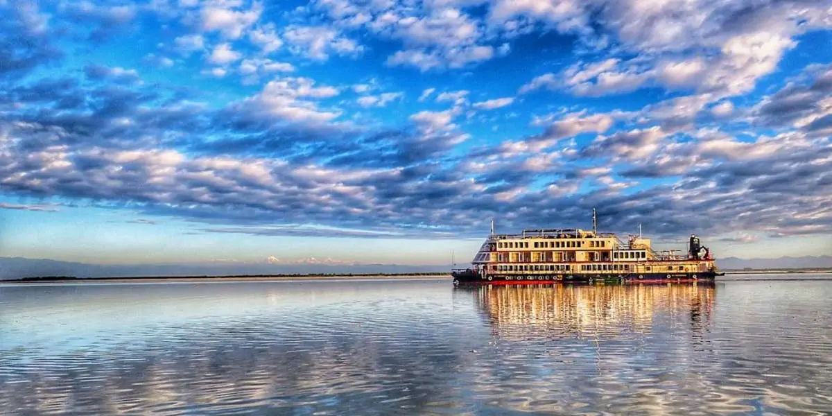 Brahmaputra, assam, mahabaahu, muga, cruise