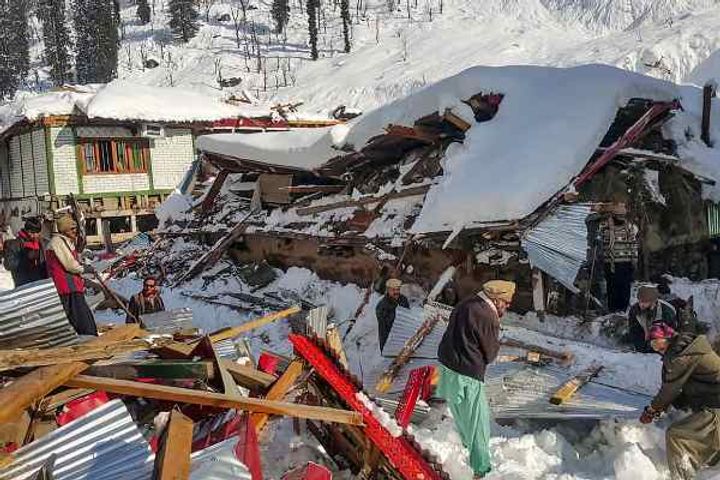 landslide in kullu district two women buried under the rubble of the house landslide in kullu district two women buried under the rubble of the house