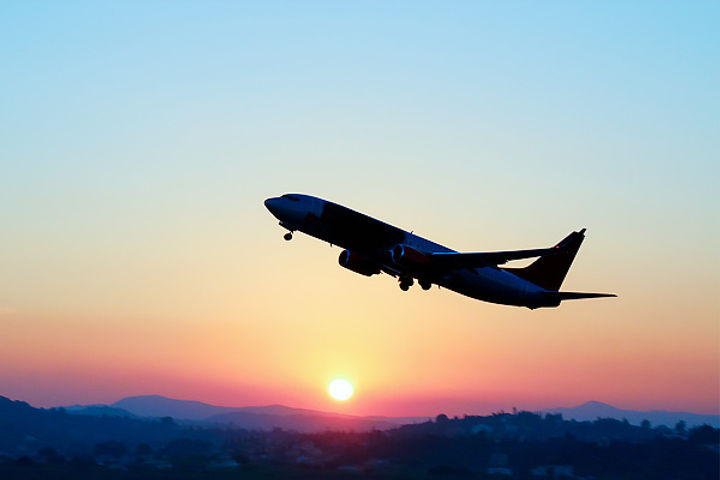 flight delayed for 6 hours due to passengers chatting flight took off after security check